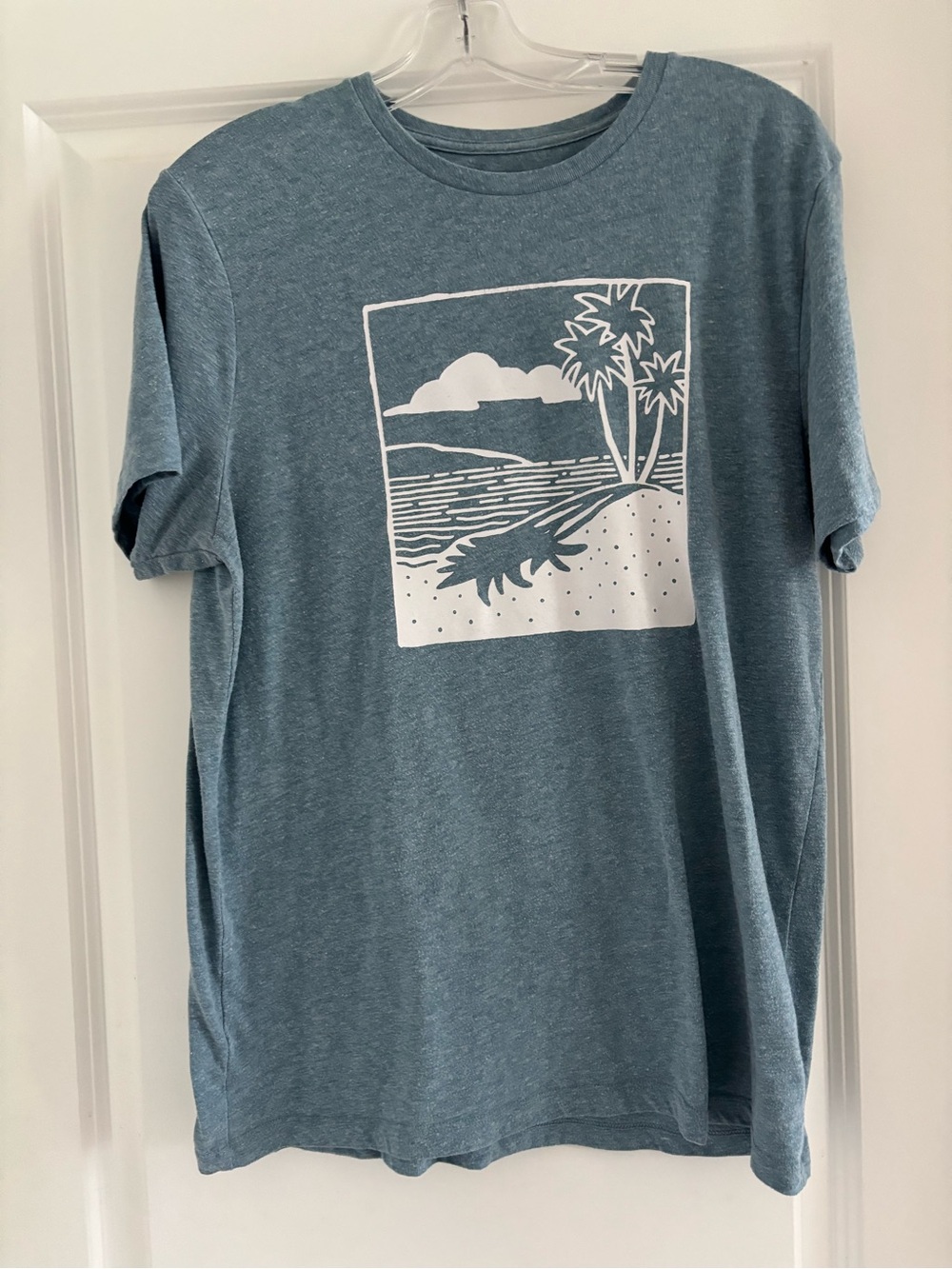 Old Navy Blue Short Sleeve Tee with White Beach Graphic